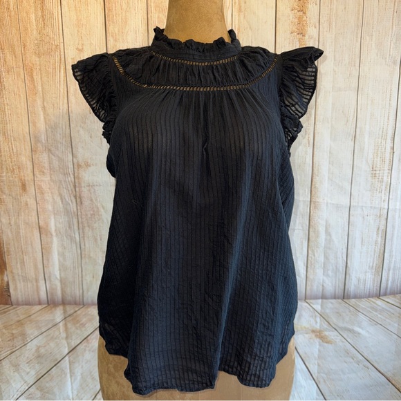 LOFT Tops - LOFT Black Ruffle flutter and Sleeve Blouse, textured, women’s Sz L, peasant